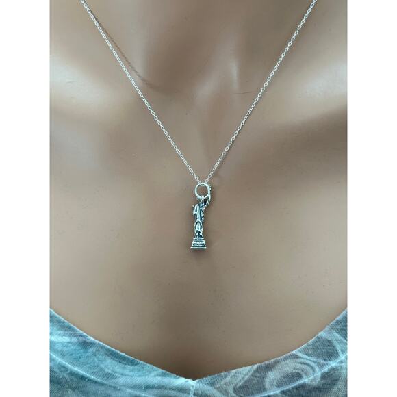 Sterling Silver Statue of Liberty Necklace, Silver Lady Liberty Necklace - Picture 4 of 5